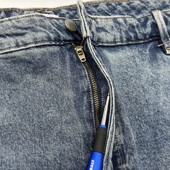 Good American Good Curves Women's Plus Size 26 Distressed Denim Jean Shorts NWT - Picture 11 of 14